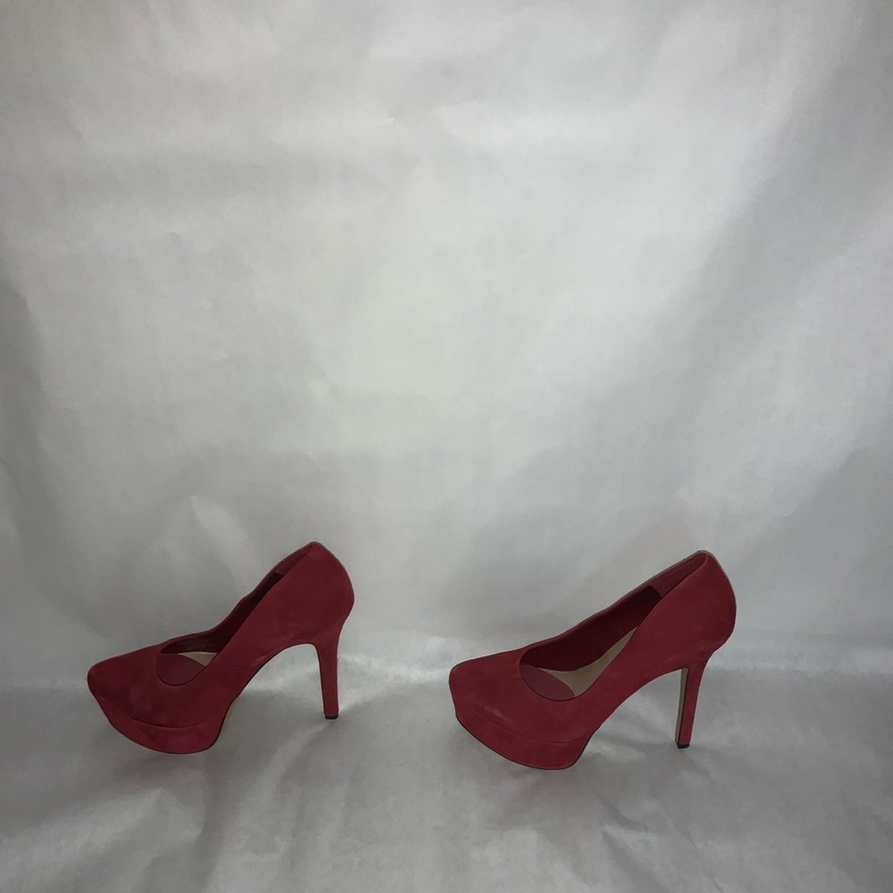 Platform velvet heels